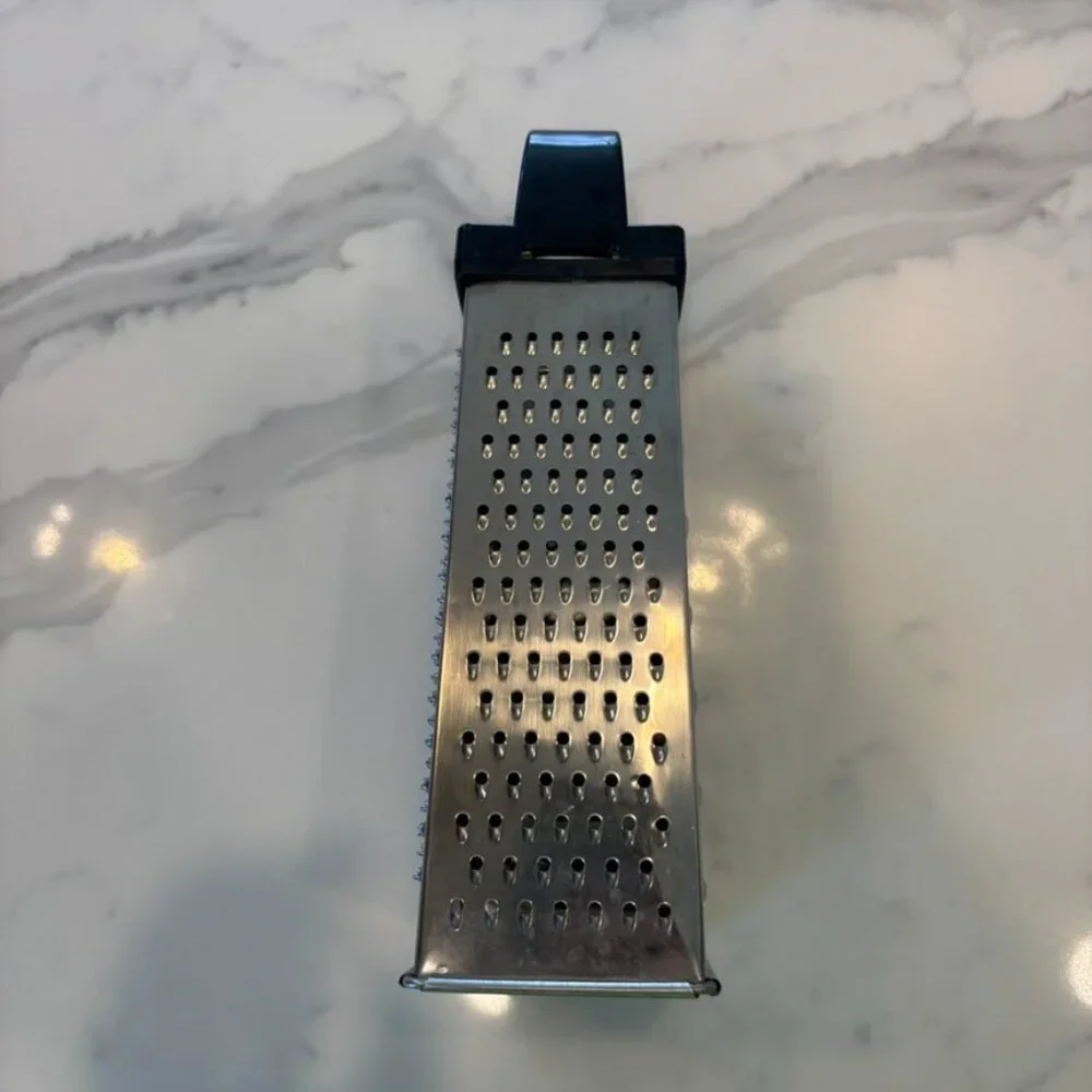 Metal Box Grater with Plastic Holder - Picture 3 of 5